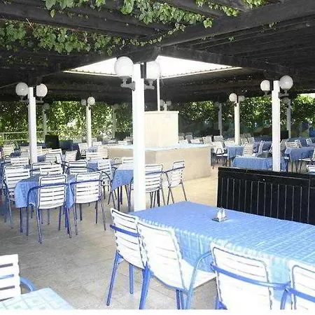 Slovenska Plaza Standard 3* Budva