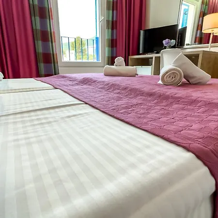 Slovenska Plaza Standard 3* Budva