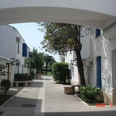 Slovenska Plaza Standard Hotel 3*